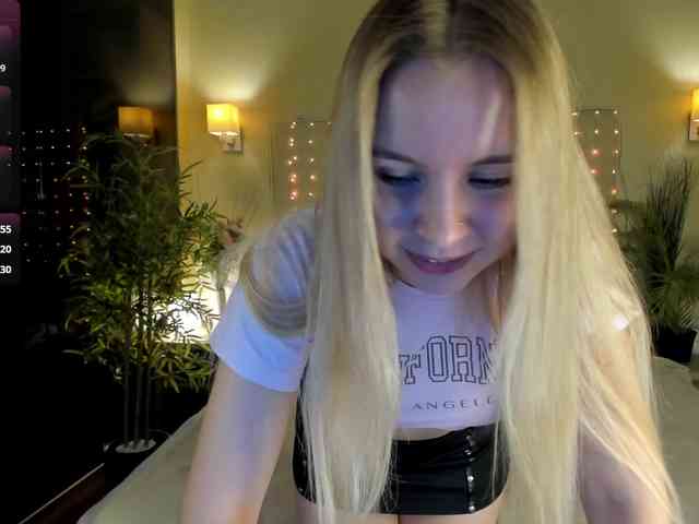 Linda-Bloom webcam