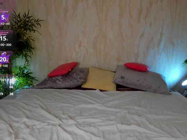 Linda-Bloom webcam