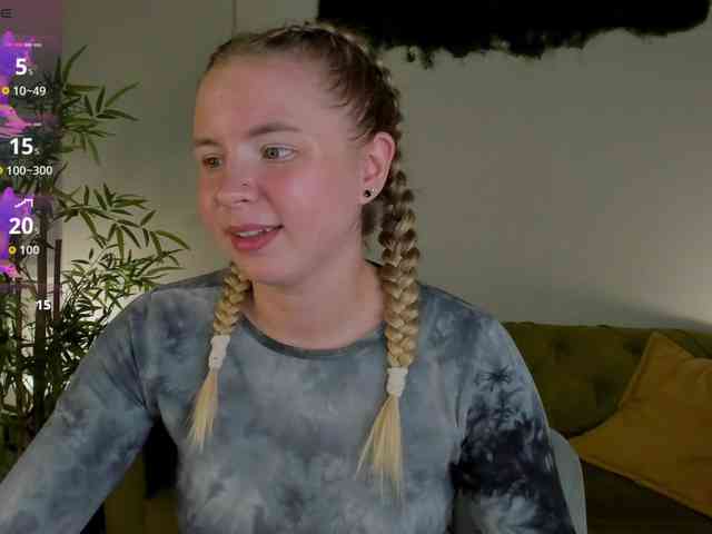 Linda-Bloom webcam
