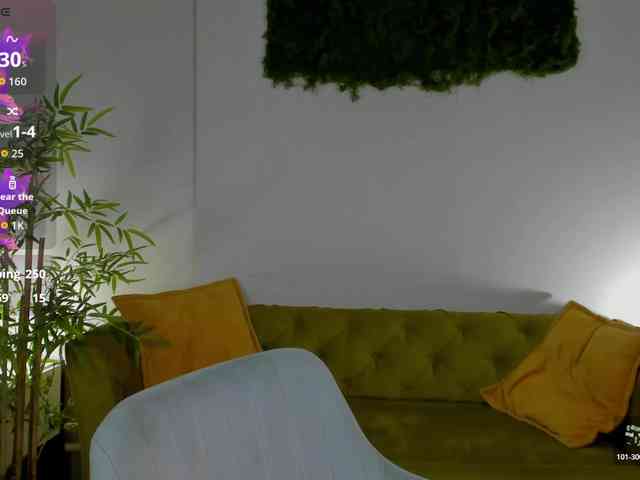 Linda-Bloom webcam