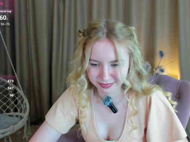 Linda-Bloom webcam