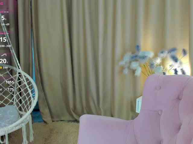 Linda-Bloom webcam
