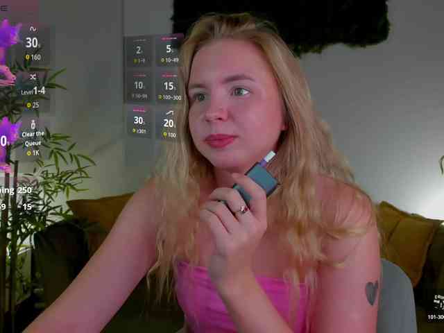 Linda-Bloom webcam