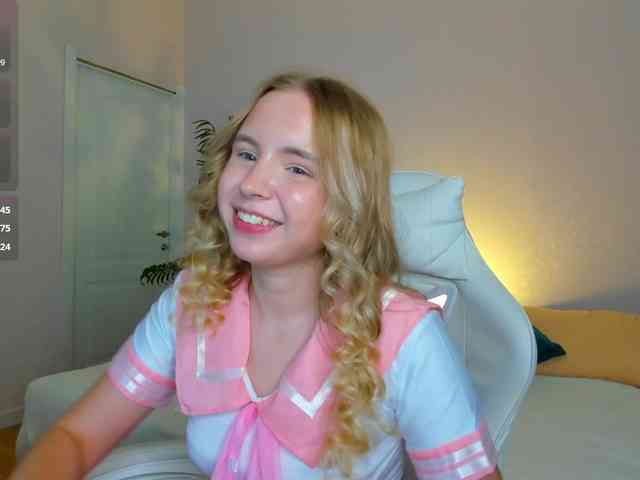 Linda-Bloom webcam