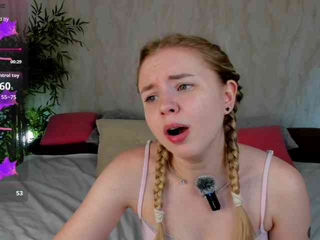 Linda-Bloom webcam