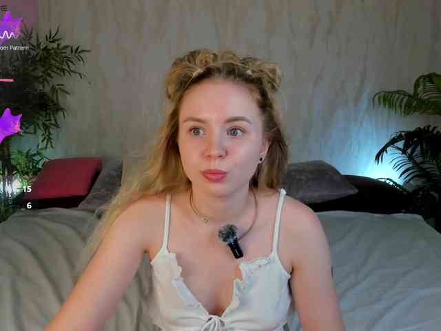 Linda-Bloom webcam
