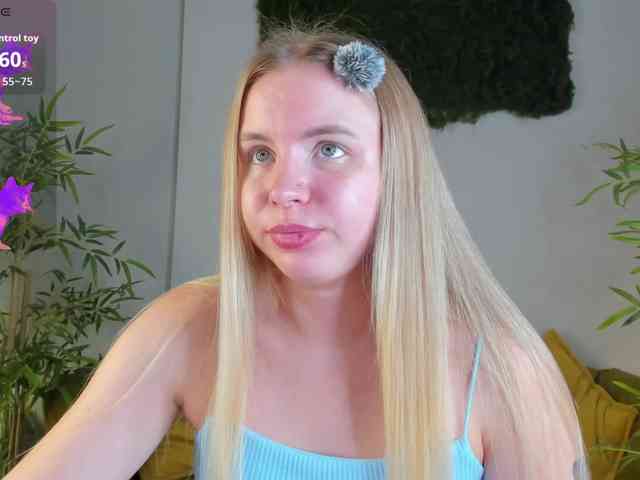 Linda-Bloom webcam