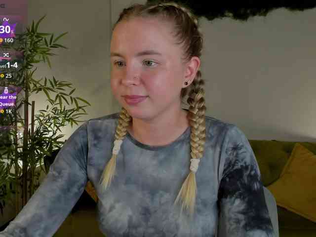 Linda-Bloom webcam