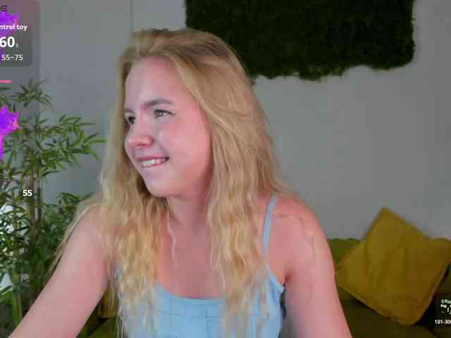 Linda-Bloom webcam