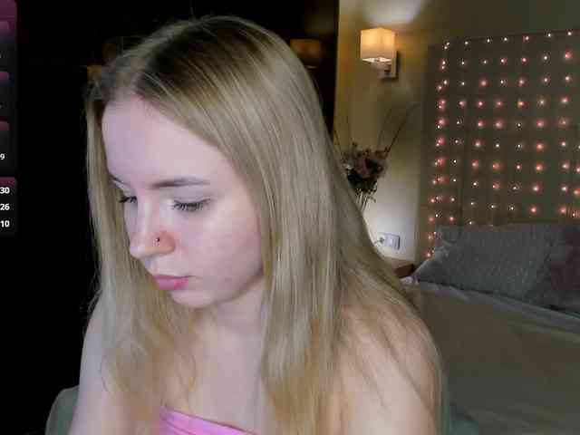 Linda-Bloom Live Webcam on BongaCams
