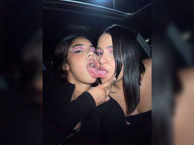 Sex chat gratuit in direct cu ElenaXMelody pe BongaCams