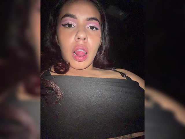 go to chat with ElenaXMelody