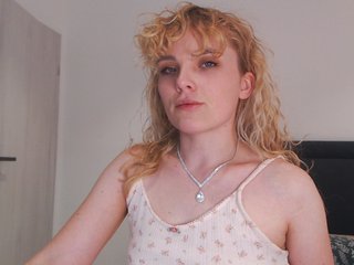 AnnaEvv Porn Show