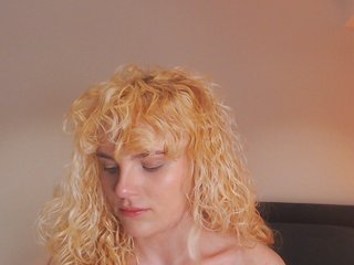 AnnaEvv Porn Show