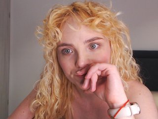 AnnaEvv Porn Show