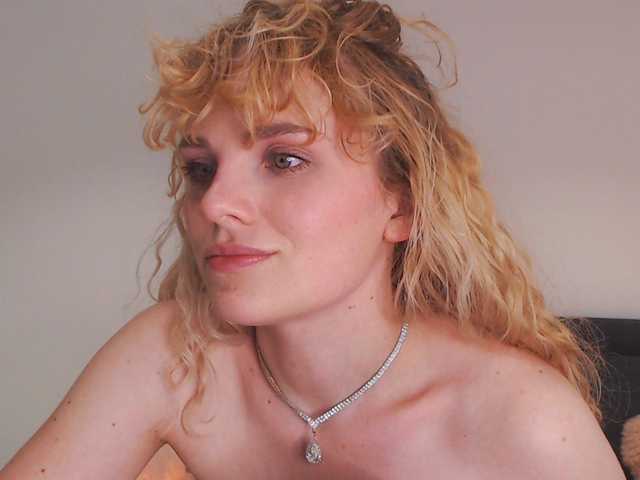 AnnaEvv live cam on BongaCams
