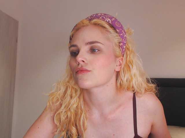 AnnaEvv live cam on BongaCams