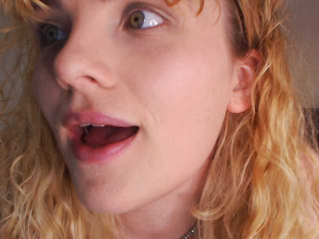 AnnaEvv live webcam show