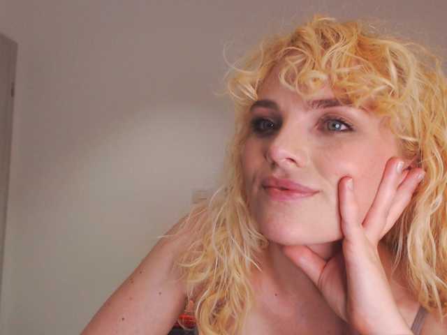 AnnaEvv live cam on BongaCams