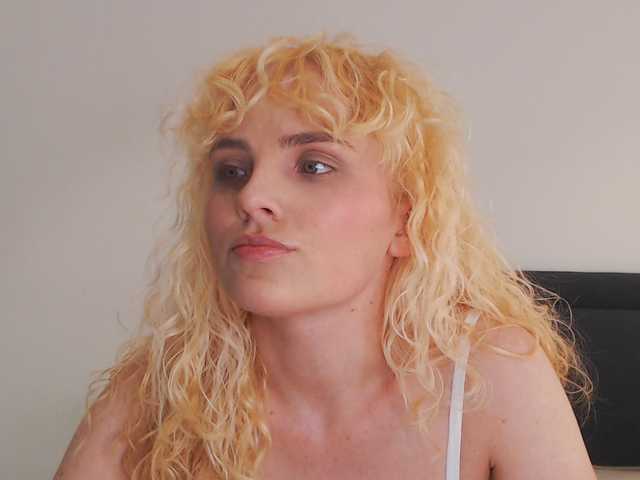 AnnaEvv live cam on BongaCams