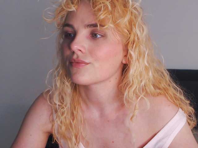 AnnaEvv live cam on BongaCams