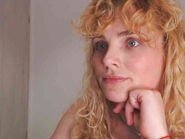 AnnaEvv webcam