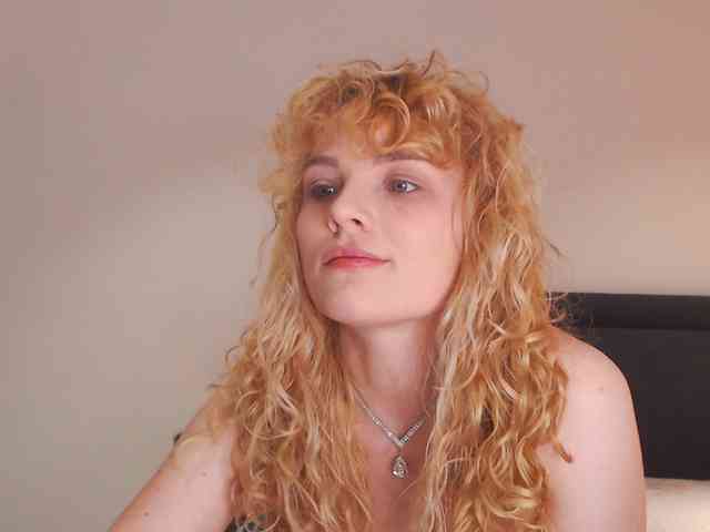 AnnaEvv webcam