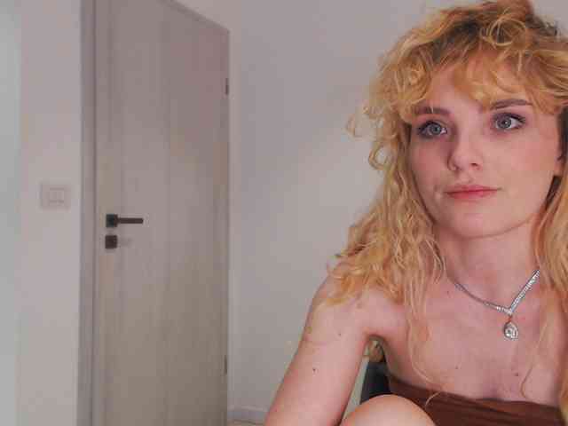 AnnaEvv webcam