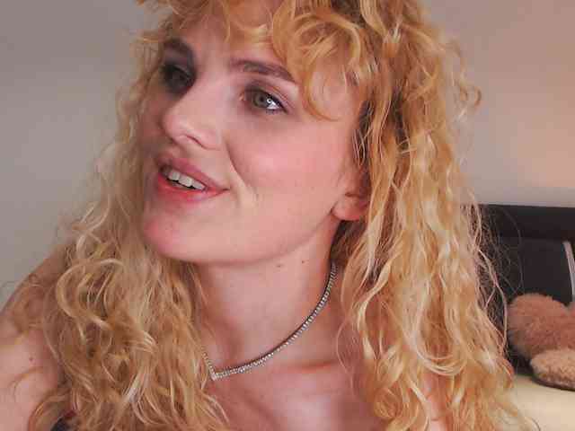 AnnaEvv webcam