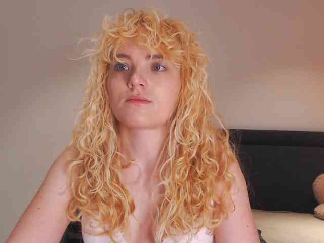 AnnaEvv webcam