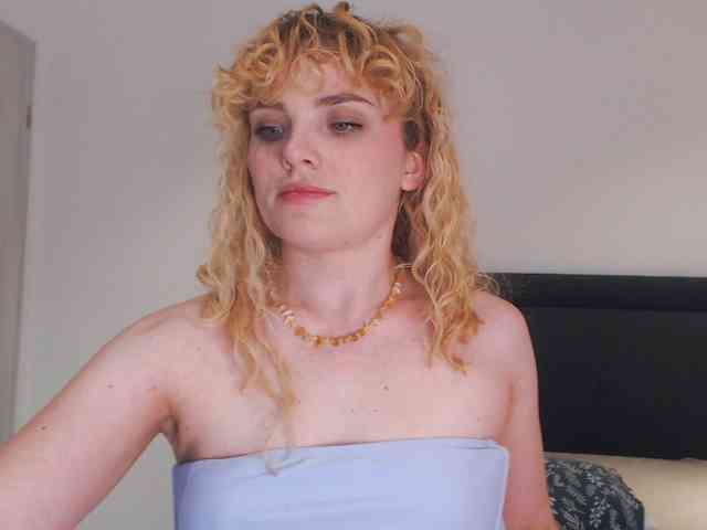AnnaEvv webcam