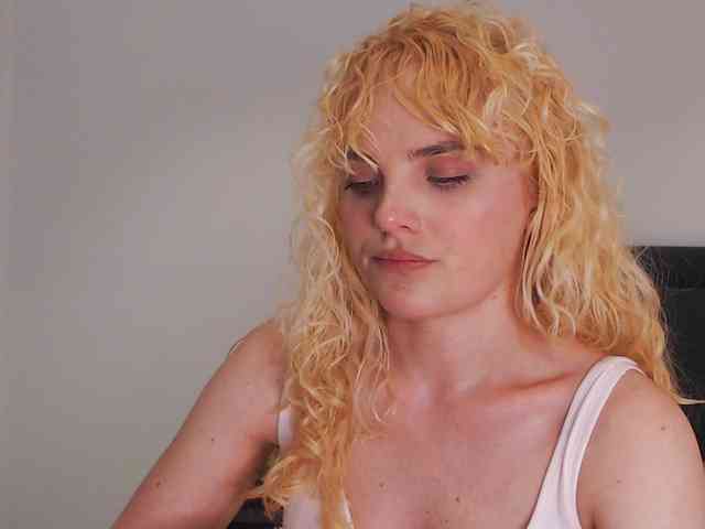 AnnaEvv webcam