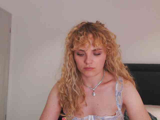 AnnaEvv webcam