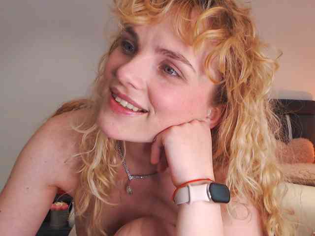 AnnaEvv webcam