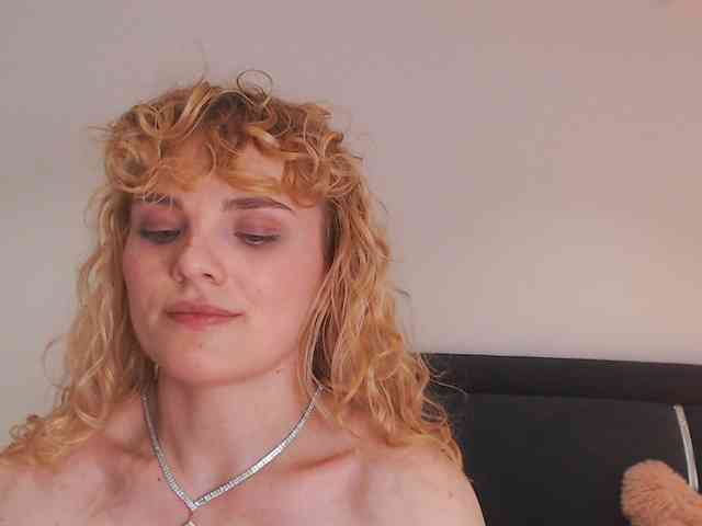 AnnaEvv webcam
