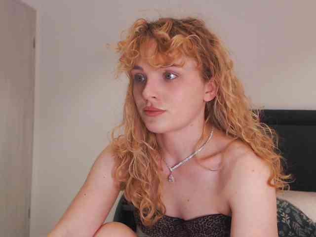 AnnaEvv webcam