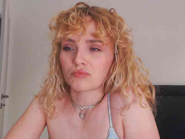 AnnaEvv webcam