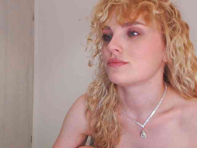 AnnaEvv webcam