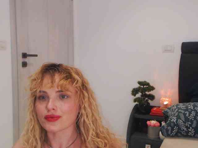 AnnaEvv webcam