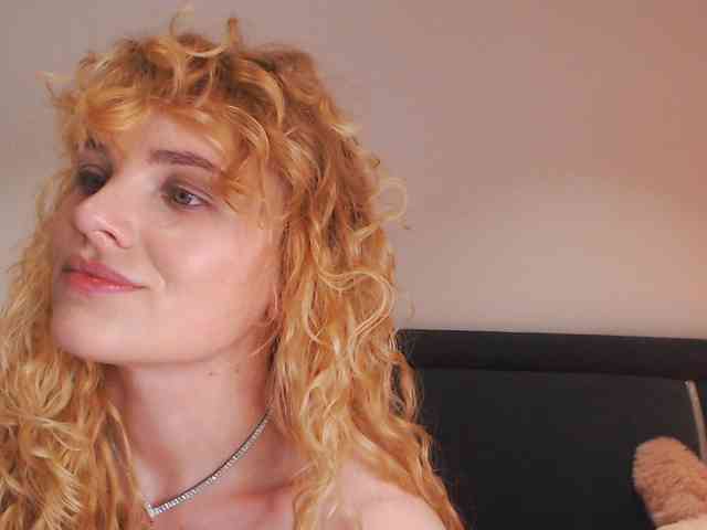 AnnaEvv webcam