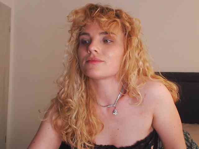 AnnaEvv webcam