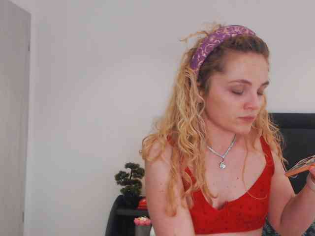 AnnaEvv webcam