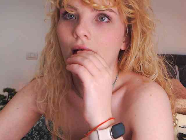 AnnaEvv webcam