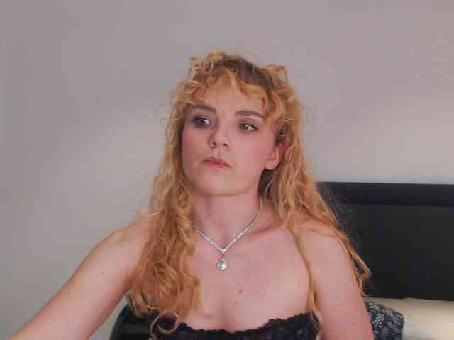AnnaEvv webcam