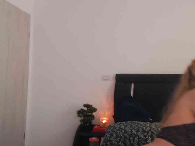 AnnaEvv webcam