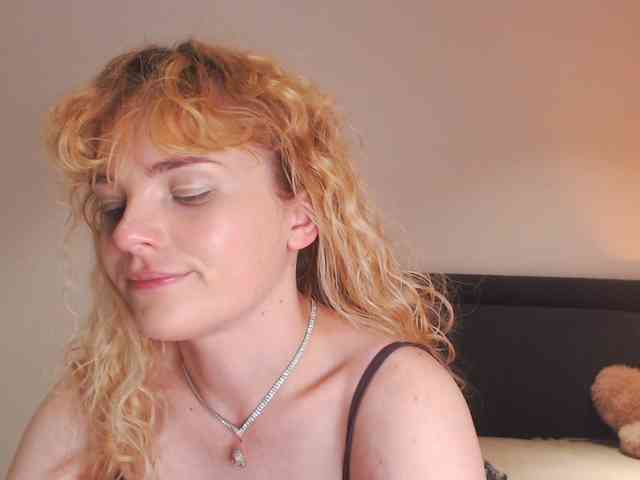 AnnaEvv webcam