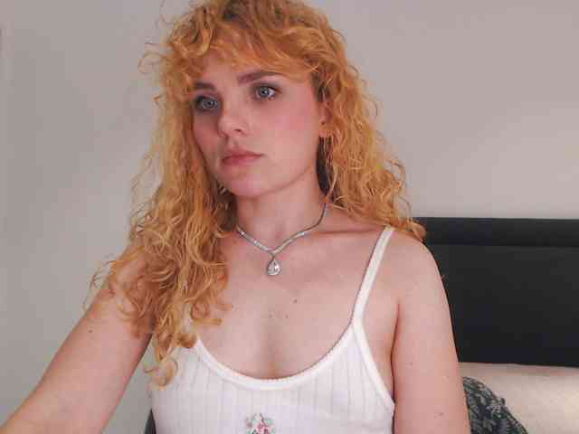 AnnaEvv webcam