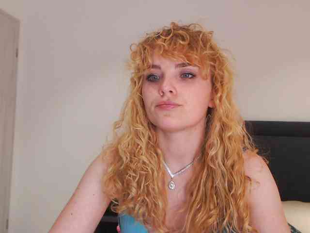 AnnaEvv webcam