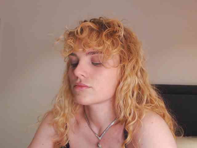 AnnaEvv webcam