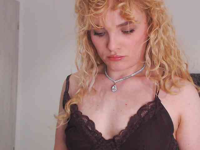 AnnaEvv webcam